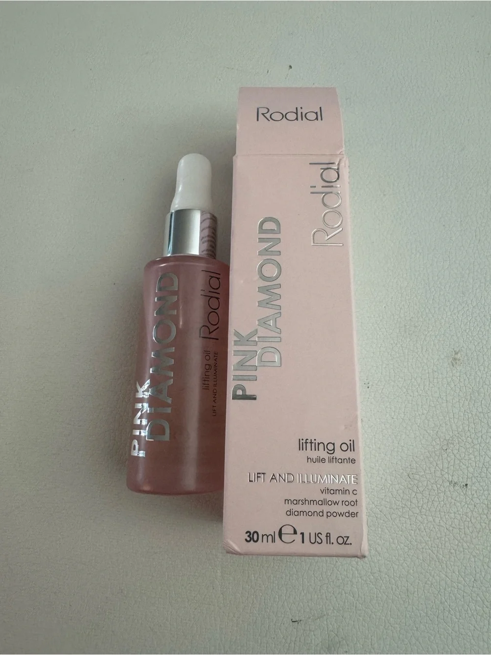 Rodial lightweight face
